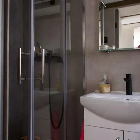 Apartamento Luxurioeses Tiny House Burgheim